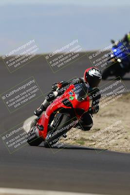 media/Jun-07-2025-TrackDaz (Sat) [[4413525952]]/C Group/1140am (Turn 2)/